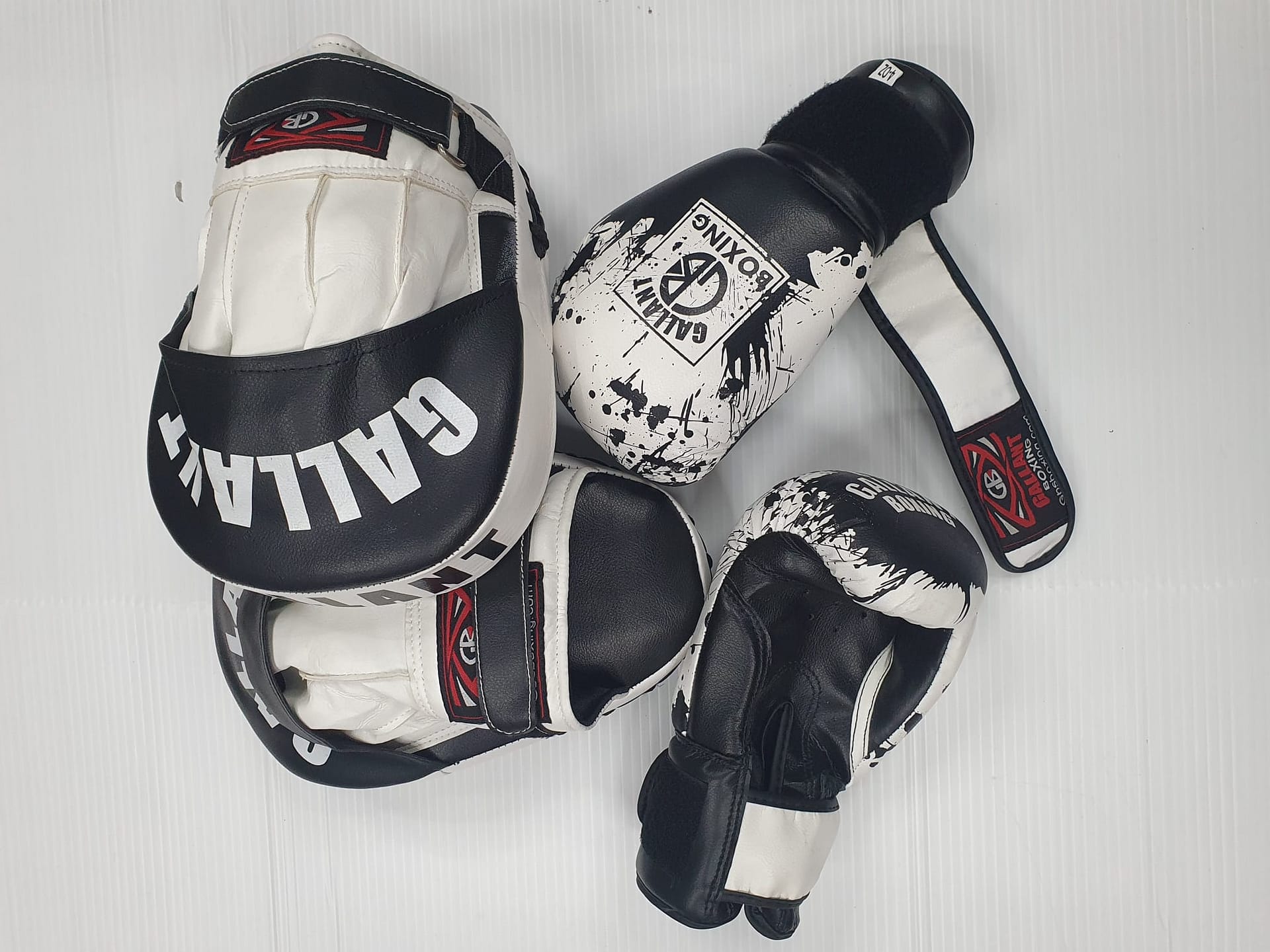 Gallant Boxing Gloves And Pads For Training, Sparring For Kids